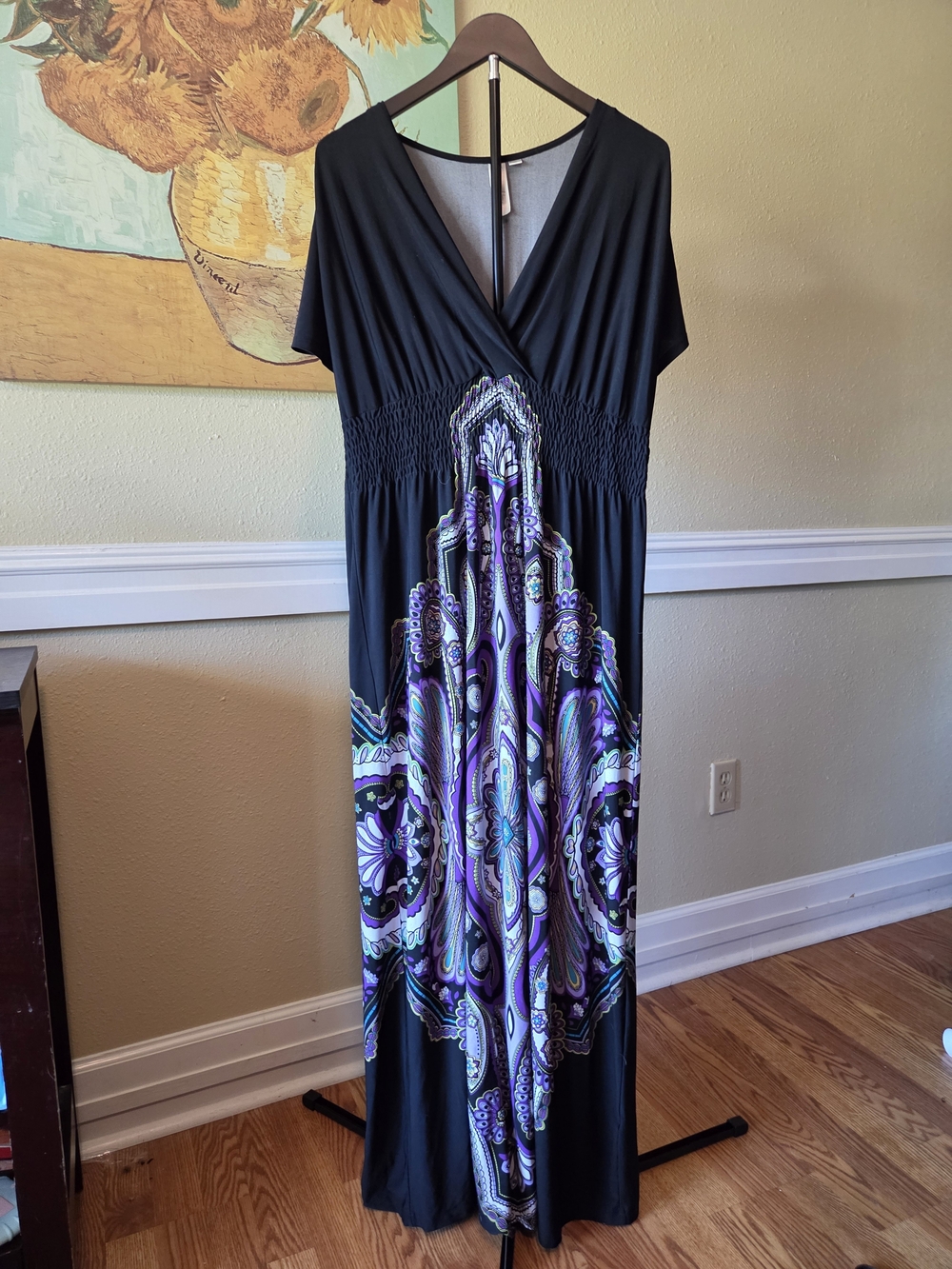❤️ 3/$24 Black Maxi Dress with Purple Paisley Print - Picture 2 of 4